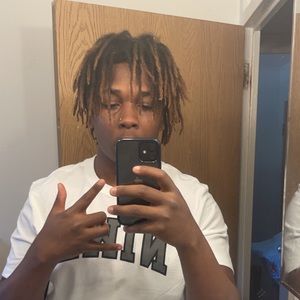 Meet your Posher, Eveon